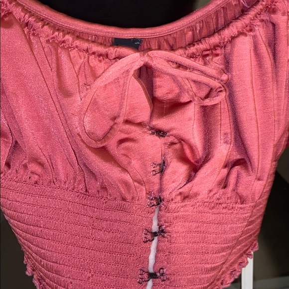 Top - Picture 2 of 3